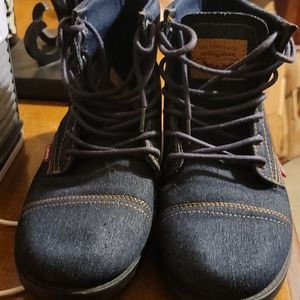 Levis boots